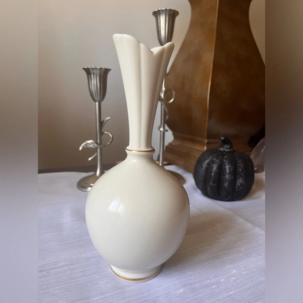 Vintage Lenox Porcelain Bud Vase Cream Beige off White w Gold Accents